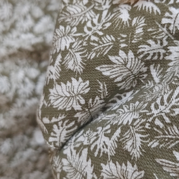 Short sleeve button down shirt - Picture 3 of 4